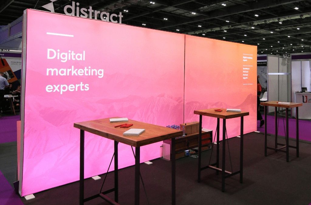 The 7 Advantages of Portable Exhibition Stands 